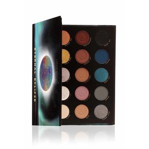 Lunar Beauty Eternal Eclipse Palette